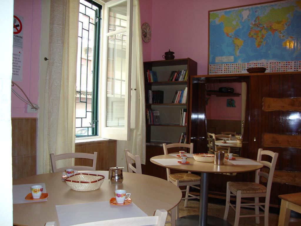 La Maison Des Livres Reggio di Calabria Eksteriør billede